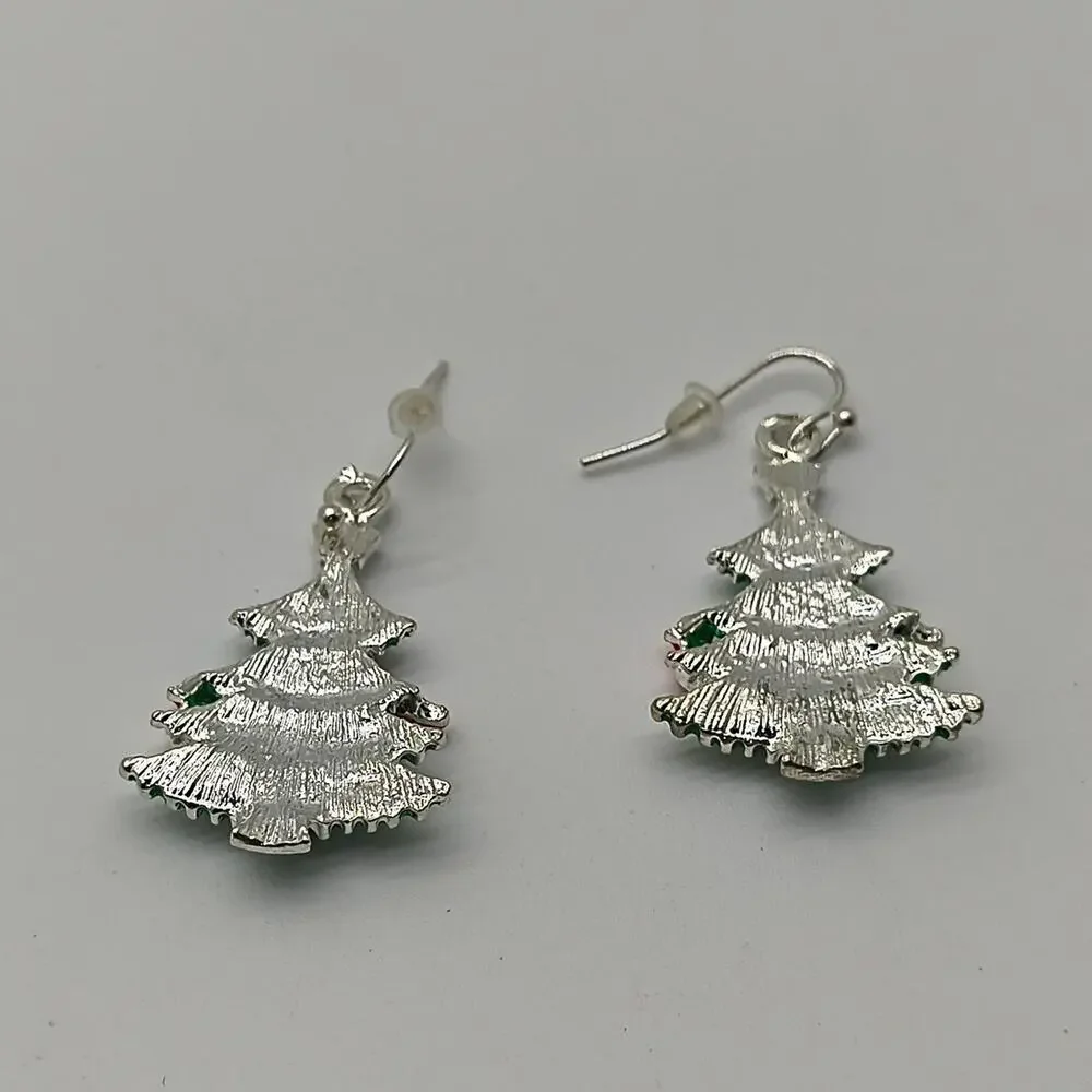 C 8 christmas tree earrings with